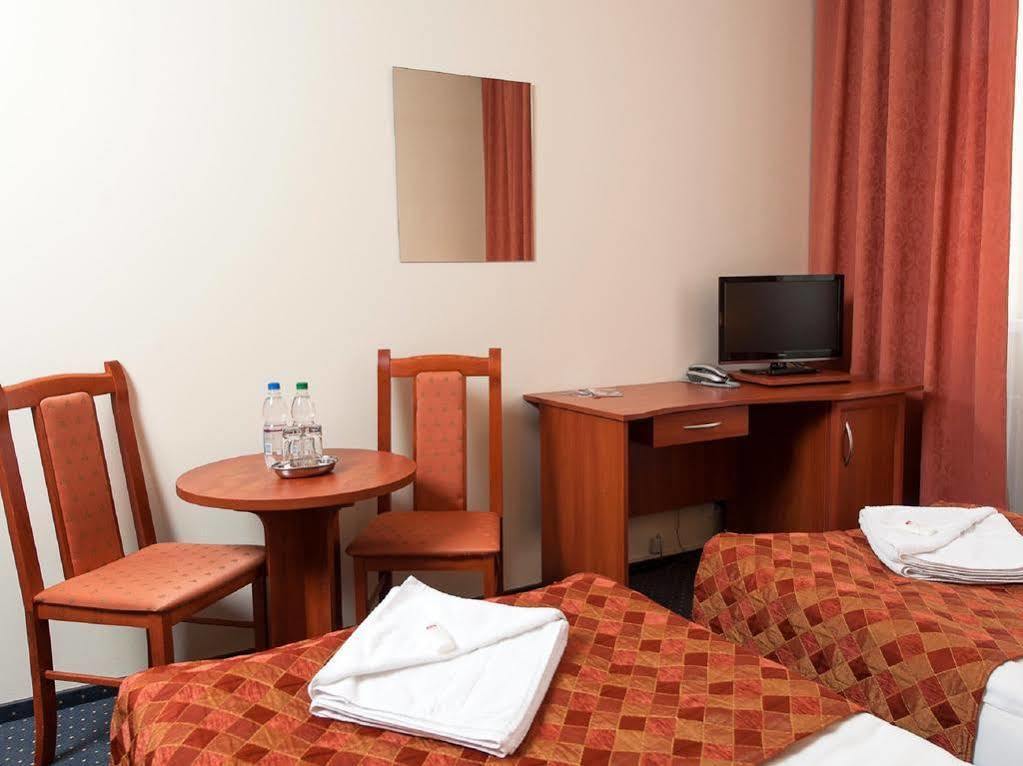 Hotel Arkadia เลกนิตซา ภายนอก รูปภาพ